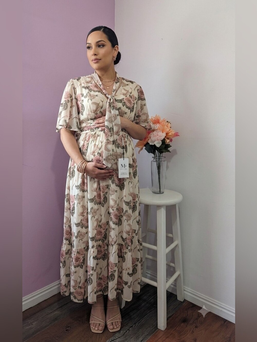 Beautiful floral maxi dress, Size M Plus. Maternity. New.